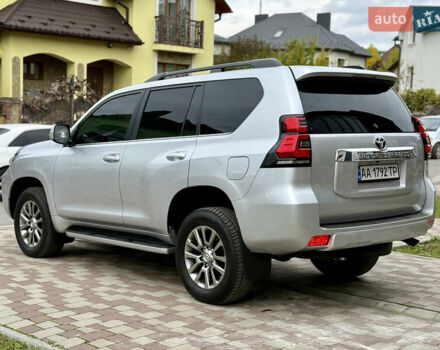 Тойота Ленд Крузер Прадо 2018 в Тернополе на Automoto.ua Тойота Ленд Крузер Прадо, объемом двигателя 2.8 л и пробегом 250 тыс. км за 35300 $, фото 10 на Automoto.ua