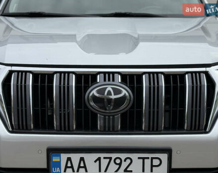 Тойота Ленд Крузер Прадо 2018 в Тернополе на Automoto.ua Тойота Ленд Крузер Прадо, объемом двигателя 2.8 л и пробегом 250 тыс. км за 35300 $, фото 72 на Automoto.ua