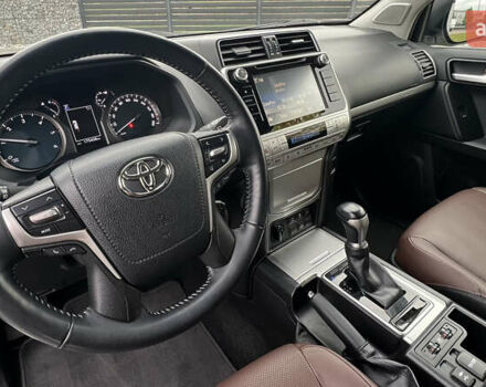 Тойота Ленд Крузер Прадо 2018 в Тернополе на Automoto.ua Тойота Ленд Крузер Прадо, объемом двигателя 2.8 л и пробегом 250 тыс. км за 35300 $, фото 31 на Automoto.ua
