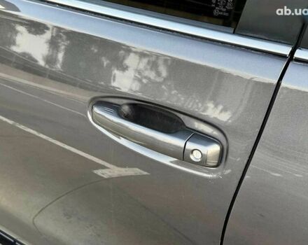 Тойота Ленд Крузер Прадо, объемом двигателя 0 л и пробегом 174 тыс. км за 36500 $, фото 16 на Automoto.ua