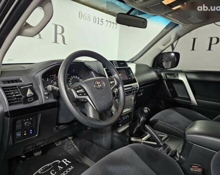 Тойота Ленд Крузер Прадо, об'ємом двигуна 2.7 л та пробігом 115 тис. км за 27777 $, фото 22 на Automoto.ua