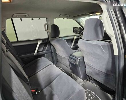 Тойота Ленд Крузер Прадо, об'ємом двигуна 2.7 л та пробігом 115 тис. км за 27777 $, фото 17 на Automoto.ua