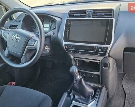 Тойота Ленд Крузер Прадо, объемом двигателя 2.7 л и пробегом 12 тыс. км за 28500 $, фото 1 на Automoto.ua