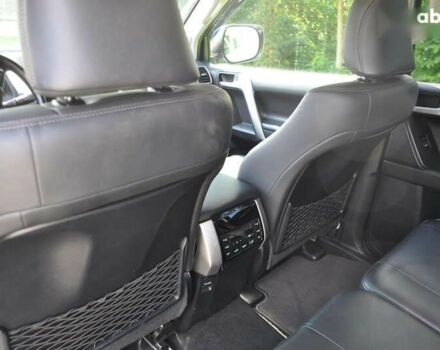 Тойота Ленд Крузер Прадо, объемом двигателя 0 л и пробегом 83 тыс. км за 42000 $, фото 27 на Automoto.ua