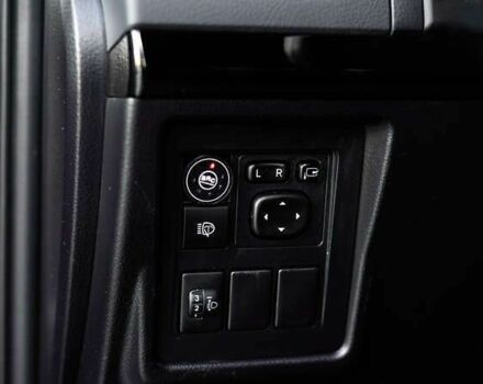 Тойота Ленд Крузер Прадо, объемом двигателя 0 л и пробегом 114 тыс. км за 33667 $, фото 15 на Automoto.ua