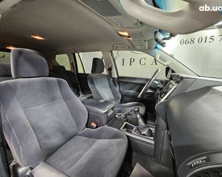 Тойота Ленд Крузер Прадо, об'ємом двигуна 2.7 л та пробігом 115 тис. км за 27777 $, фото 4 на Automoto.ua