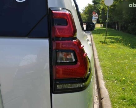 Тойота Ленд Крузер Прадо, объемом двигателя 0 л и пробегом 83 тыс. км за 42000 $, фото 19 на Automoto.ua