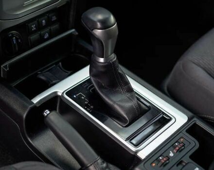 Тойота Ленд Крузер Прадо, объемом двигателя 0 л и пробегом 114 тыс. км за 33667 $, фото 27 на Automoto.ua