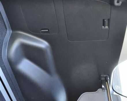 Тойота Ленд Крузер Прадо, объемом двигателя 0 л и пробегом 83 тыс. км за 42000 $, фото 24 на Automoto.ua