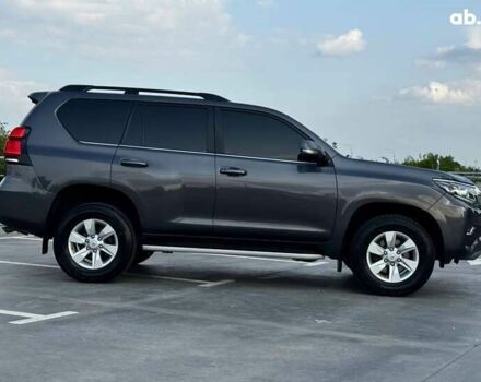 Тойота Ленд Крузер Прадо, объемом двигателя 0 л и пробегом 174 тыс. км за 36500 $, фото 6 на Automoto.ua