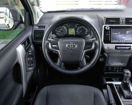 Тойота Ленд Крузер Прадо, объемом двигателя 0 л и пробегом 114 тыс. км за 33667 $, фото 8 на Automoto.ua