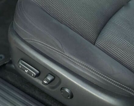 Тойота Ленд Крузер Прадо, объемом двигателя 0 л и пробегом 114 тыс. км за 33667 $, фото 14 на Automoto.ua