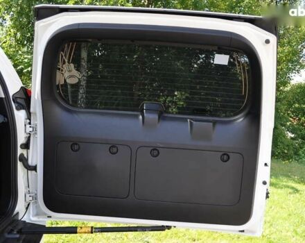 Тойота Ленд Крузер Прадо, объемом двигателя 0 л и пробегом 83 тыс. км за 42000 $, фото 20 на Automoto.ua