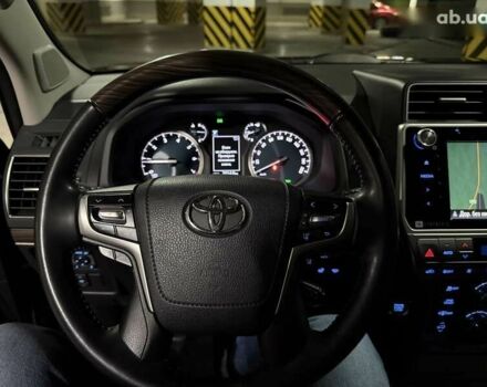 Тойота Ленд Крузер Прадо, объемом двигателя 4 л и пробегом 27 тыс. км за 51700 $, фото 27 на Automoto.ua