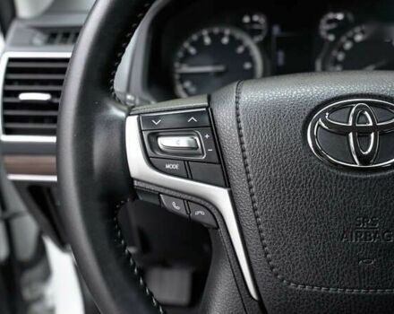 Тойота Ленд Крузер Прадо, об'ємом двигуна 0 л та пробігом 28 тис. км за 40777 $, фото 19 на Automoto.ua