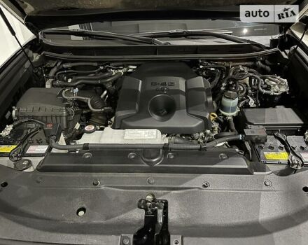 Тойота Ленд Крузер Прадо, объемом двигателя 2.75 л и пробегом 39 тыс. км за 48500 $, фото 20 на Automoto.ua