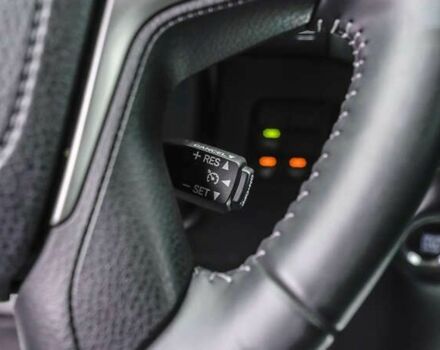 Тойота Ленд Крузер Прадо, об'ємом двигуна 0 л та пробігом 28 тис. км за 40777 $, фото 21 на Automoto.ua