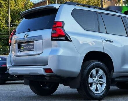 Тойота Ленд Крузер Прадо, об'ємом двигуна 2.8 л та пробігом 28 тис. км за 43499 $, фото 15 на Automoto.ua