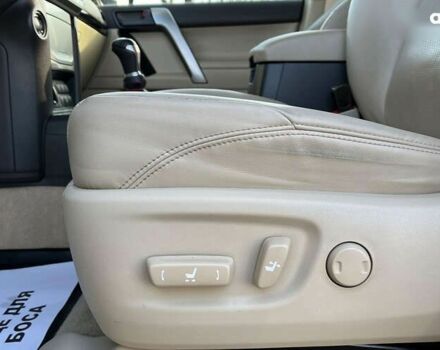 Тойота Ленд Крузер Прадо, объемом двигателя 2.8 л и пробегом 39 тыс. км за 46000 $, фото 19 на Automoto.ua