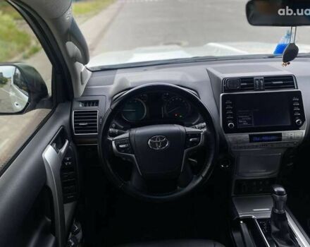Тойота Ленд Крузер Прадо, объемом двигателя 4 л и пробегом 130 тыс. км за 45990 $, фото 24 на Automoto.ua