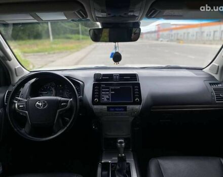 Тойота Ленд Крузер Прадо, объемом двигателя 4 л и пробегом 130 тыс. км за 44490 $, фото 23 на Automoto.ua