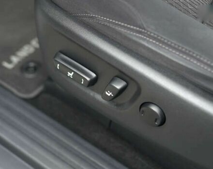 Тойота Ленд Крузер Прадо, об'ємом двигуна 0 л та пробігом 28 тис. км за 40777 $, фото 15 на Automoto.ua