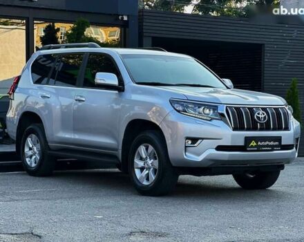 Тойота Ленд Крузер Прадо, об'ємом двигуна 2.8 л та пробігом 28 тис. км за 43499 $, фото 2 на Automoto.ua