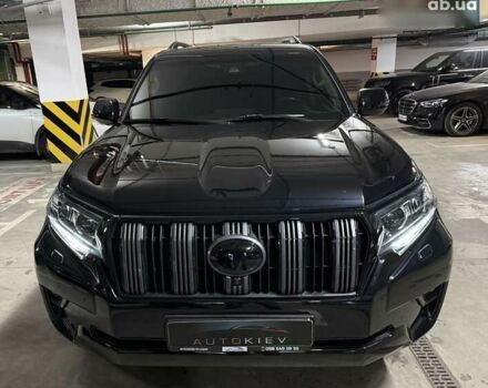 Тойота Ленд Крузер Прадо, объемом двигателя 4 л и пробегом 27 тыс. км за 51700 $, фото 2 на Automoto.ua