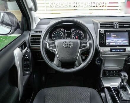 Тойота Ленд Крузер Прадо, об'ємом двигуна 0 л та пробігом 28 тис. км за 40777 $, фото 8 на Automoto.ua