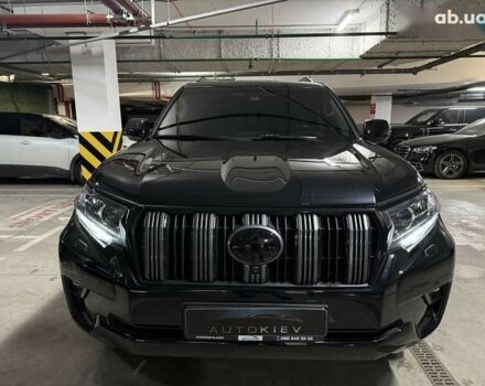 Тойота Ленд Крузер Прадо, объемом двигателя 4 л и пробегом 27 тыс. км за 51700 $, фото 3 на Automoto.ua