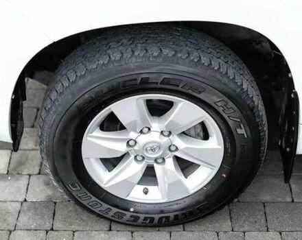 Тойота Ленд Крузер Прадо, об'ємом двигуна 0 л та пробігом 28 тис. км за 40777 $, фото 10 на Automoto.ua