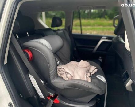 Тойота Ленд Крузер Прадо, объемом двигателя 4 л и пробегом 130 тыс. км за 44490 $, фото 20 на Automoto.ua