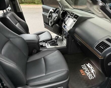 Тойота Ленд Крузер Прадо, объемом двигателя 4 л и пробегом 72 тыс. км за 54900 $, фото 25 на Automoto.ua
