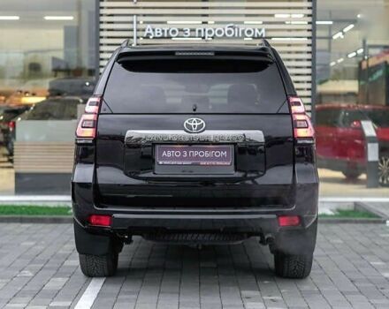 Тойота Ленд Крузер Прадо, об'ємом двигуна 4 л та пробігом 32 тис. км за 44855 $, фото 3 на Automoto.ua