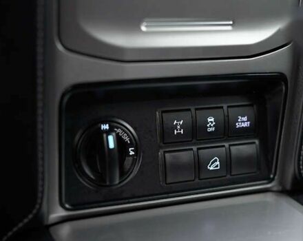 Тойота Ленд Крузер Прадо, об'ємом двигуна 4 л та пробігом 32 тис. км за 44855 $, фото 29 на Automoto.ua