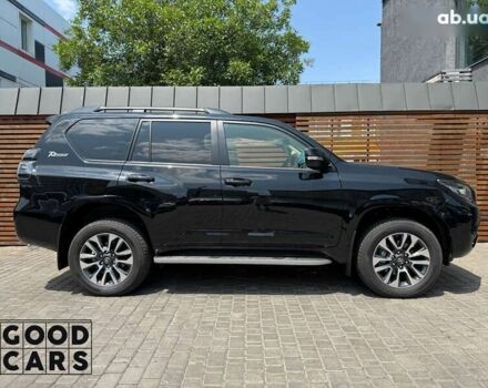 Тойота Ленд Крузер Прадо, объемом двигателя 4 л и пробегом 3 тыс. км за 65000 $, фото 7 на Automoto.ua