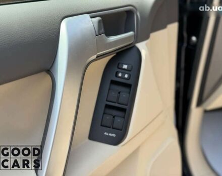 Тойота Ленд Крузер Прадо, объемом двигателя 4 л и пробегом 3 тыс. км за 65000 $, фото 17 на Automoto.ua