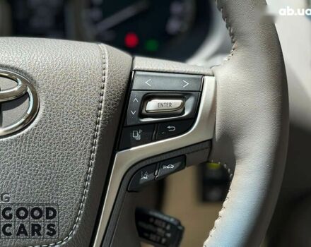 Тойота Ленд Крузер Прадо, объемом двигателя 4 л и пробегом 3 тыс. км за 65000 $, фото 28 на Automoto.ua