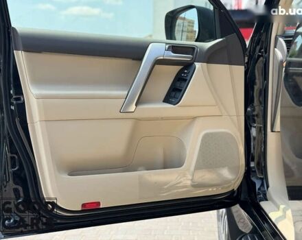 Тойота Ленд Крузер Прадо, объемом двигателя 4 л и пробегом 3 тыс. км за 65000 $, фото 16 на Automoto.ua