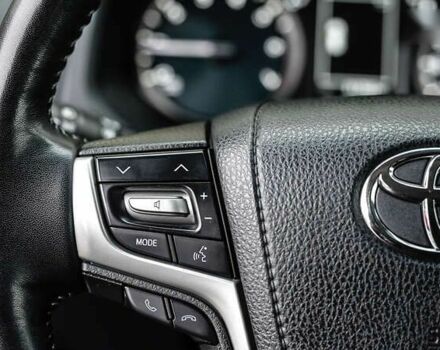 Тойота Ленд Крузер Прадо, об'ємом двигуна 4 л та пробігом 32 тис. км за 44855 $, фото 19 на Automoto.ua