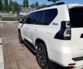 Тойота Ленд Крузер Прадо, объемом двигателя 3.96 л и пробегом 5 тыс. км за 56500 $, фото 6 на Automoto.ua