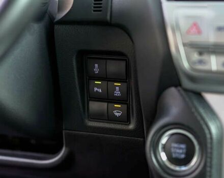 Тойота Ленд Крузер Прадо, объемом двигателя 2.8 л и пробегом 24 тыс. км за 47234 $, фото 26 на Automoto.ua