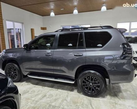 Тойота Ленд Крузер Прадо, объемом двигателя 2.8 л и пробегом 111 тыс. км за 50999 $, фото 5 на Automoto.ua
