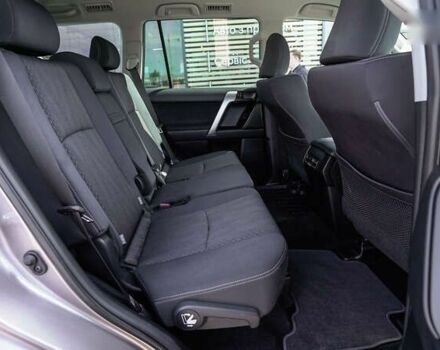 Тойота Ленд Крузер Прадо, объемом двигателя 2.8 л и пробегом 24 тыс. км за 47234 $, фото 6 на Automoto.ua