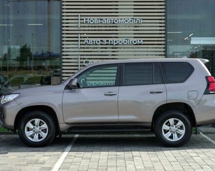 Тойота Ленд Крузер Прадо, объемом двигателя 2.8 л и пробегом 24 тыс. км за 47234 $, фото 2 на Automoto.ua