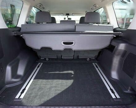 Тойота Ленд Крузер Прадо, объемом двигателя 2.8 л и пробегом 24 тыс. км за 47234 $, фото 9 на Automoto.ua