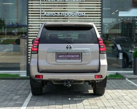 Тойота Ленд Крузер Прадо, объемом двигателя 2.8 л и пробегом 24 тыс. км за 47234 $, фото 3 на Automoto.ua