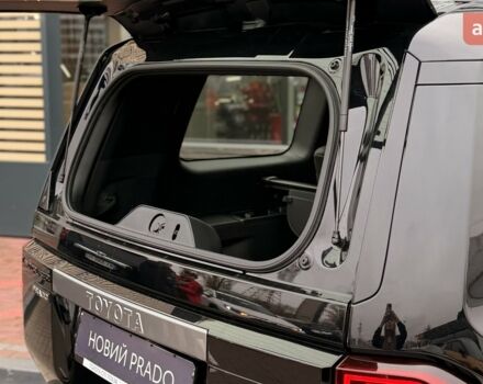 Тойота Ленд Крузер Прадо, объемом двигателя 2.8 л и пробегом 0 тыс. км за 57104 $, фото 11 на Automoto.ua