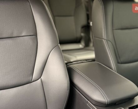 Тойота Ленд Крузер Прадо, объемом двигателя 2.8 л и пробегом 0 тыс. км за 58512 $, фото 19 на Automoto.ua