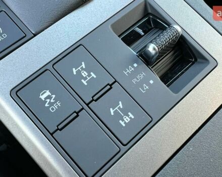 Тойота Ленд Крузер Прадо, объемом двигателя 2.8 л и пробегом 0 тыс. км за 69020 $, фото 31 на Automoto.ua